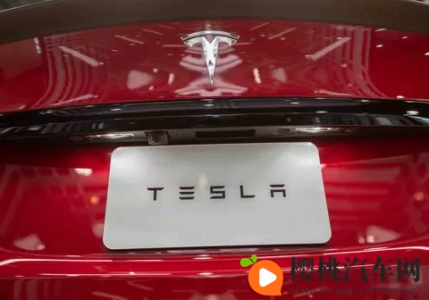 特斯拉降价,马斯克赌政策,技术暗线浮出水面-3
