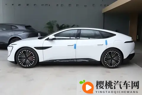 全系标配四激光雷达,26款新车正式上市-2