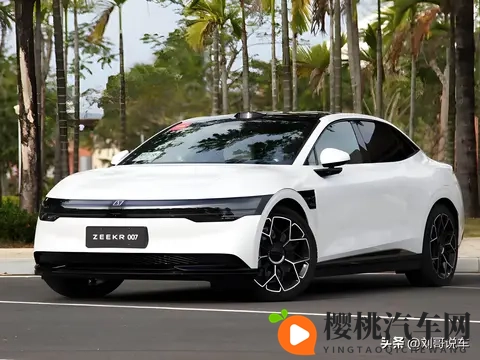 得B级车者得天下! 10月B级车销量,凯美瑞夺冠,雅阁第7,海豹第58-2