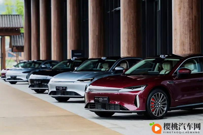 风云A9L光辉版全球上市,奇瑞高端化战略再进一步-1