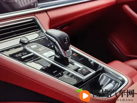 74万拿下保时捷Panamera,29T+8AT,体验速度与激情-3