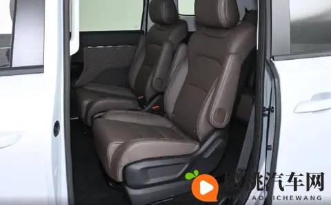 五菱星光730为何这么火？预售订单破万，768万起售，真香-1