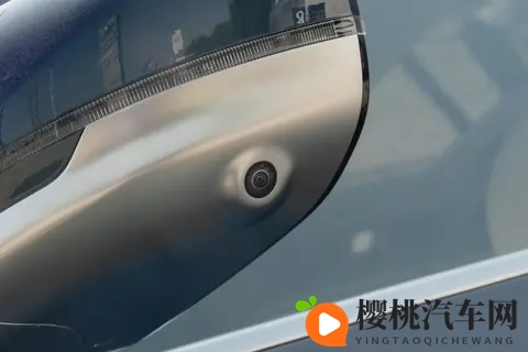 深蓝S09与理想L9对比分析,谁更适合追求性价比的家庭用户?-2