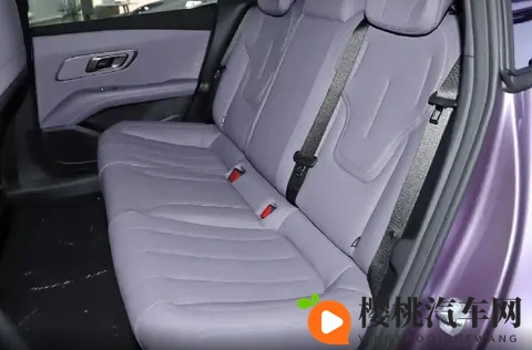 纯电家轿新选择！深蓝L06续航670km，配置越级，预售1399万起-2