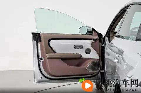 长安又出“新颜王”,装配激光雷达,增程版纯电续航240km-1