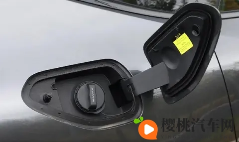 续航1270km+四激光雷达!阿维塔12四激光版实力不俗,值得一看-3