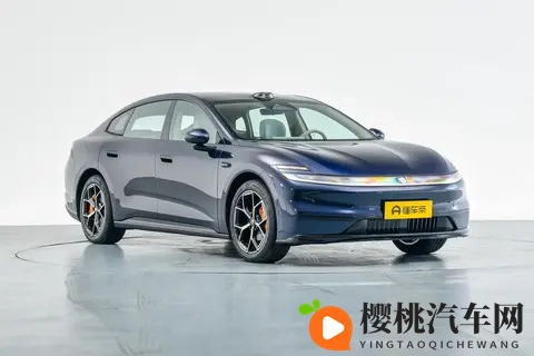 1199 万起解锁超配实力 长安启源 A06 119 焕新家庭出行-3