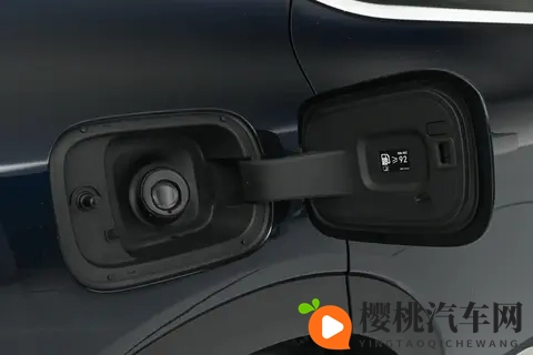 1699 万起！smart精灵#5 EHD 让豪华插混 SUV 接地气-1