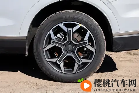 10-14万能买到硬核安全？家用大七座SUV真实测试告诉你答案-2