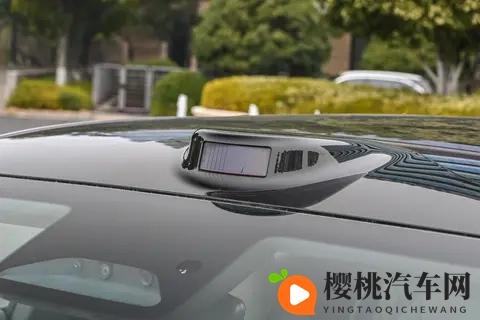 家用 15万级C级车，配8295+800V架构，增程纯电可选，续航超1600km-1