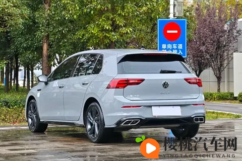 1198万拿下准新高尔夫，体验德系钢炮的乐趣！-1