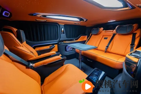 指导价79万,基于六代海狮打造,2026款欧尔法R580尊行版上市!-3