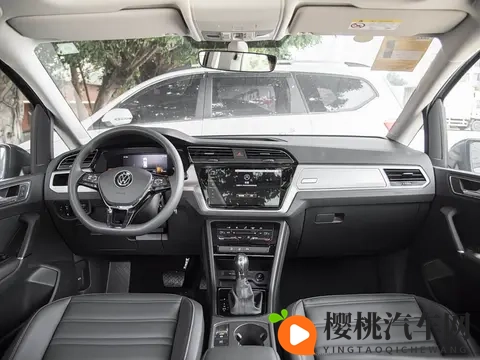 家里人口多，五座SUV不如六座MPV有性价比，这两款省油省心空间大-2