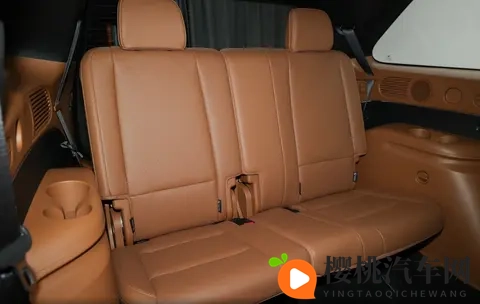 帕里斯帝:25T油混+进口品质,1000km续航,它凭什么卖30万?-2