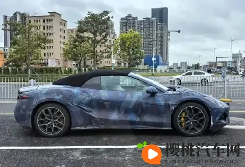 揉我胸 啊 嗯～出水奶：智能驾驶创新，出行未来更便捷-1