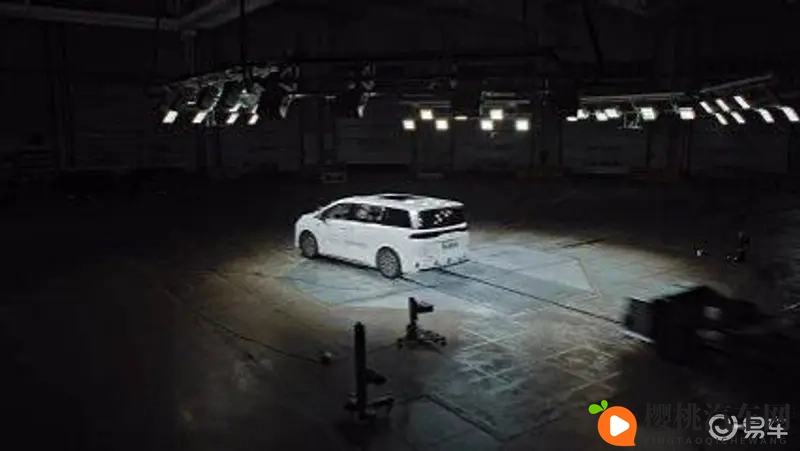 比亚迪夏超越国标，安全性能惊人-1