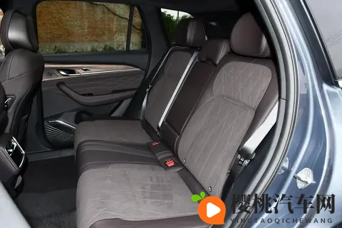 星越L:燃油SUV卖不动?不存在的!凭实力赢得85万车主青睐-2
