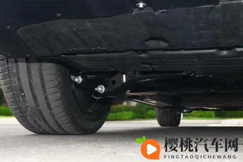 纯电大三排SUV，标配900V快充，三分钟换电，出行无忧：乐道L90-3