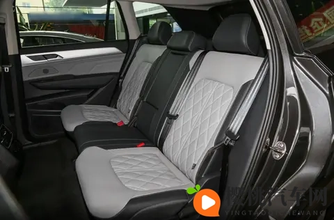 大空间，5座布局，20T+四驱，大众揽巡怎么样？-2