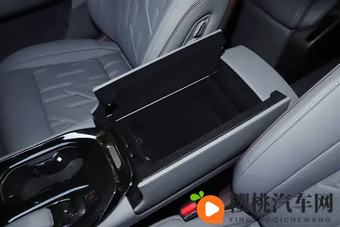 换过3台MPV的过来人,劝你别再犹豫了,现在入手极氪009值-2