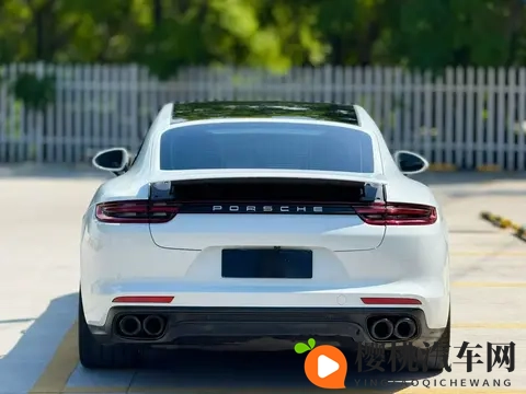 40多万拿下行政级座驾，17年保时捷Panamera还香吗？-1