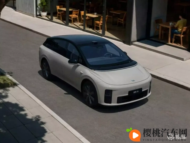 黑人3p：汽车智能驾驶技术崛起，未来出行新体验！-1