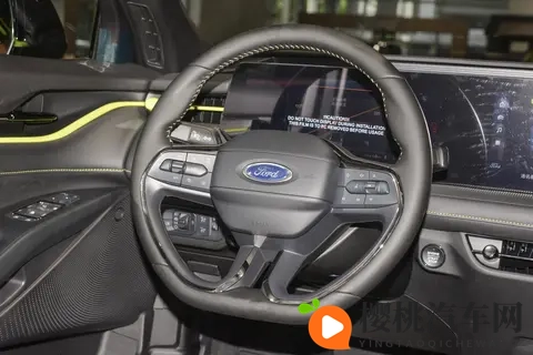 试驾福特蒙迪欧:20T 豪华型 15 万内拿下,运动版 5 秒破百还省油-3