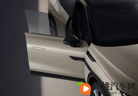 车长5米,轴距3米多,环抱式座舱,L2++级辅助驾驶,就等新车了!-1