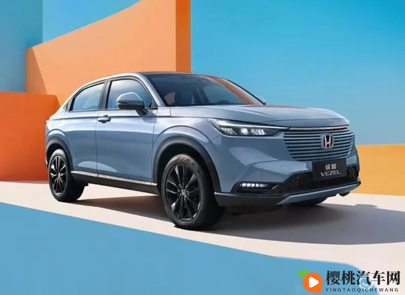 香蕉插进桃桃里：香蕉巧妙融入桃子中，趣味十足呈现美味佳肴-1