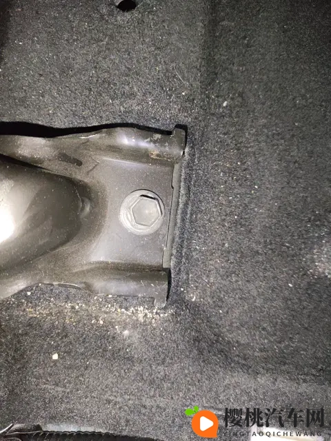 13万多拿下18年汉兰达,四驱七座家用正合适-3