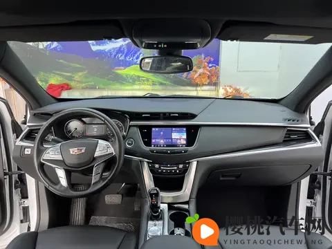 15万多拿下21年凯迪拉克XT5,豪华轻混SUV代步香不香?-1