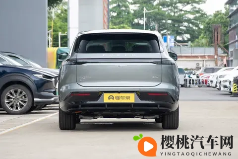 11月买车千万别错过这波优惠!星纪元ET到底能不能卷死对手?-1