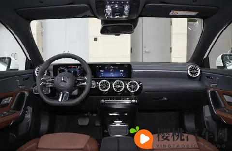 奔驰A级选购指南!请放弃25万的A180L丐版,多花244万上A200L吧-3