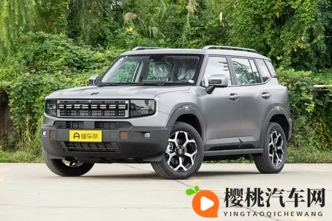 不到15万,方盒子新卷王,配三电机真四驱,续航147km,香吗?-3