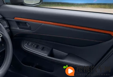 最新黄色软件：智能驾驶新标杆，引领出行新时代-3