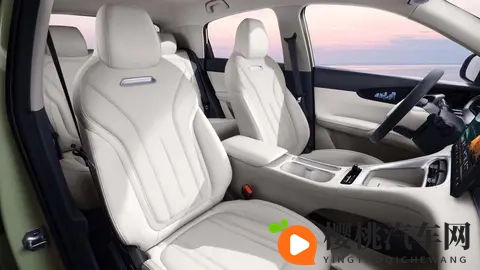 A0级也能有B级空间？26款吉利星愿新增香颂紫新配色-1