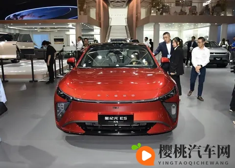 星纪元ES纯电版将再出新款,动力续航新提升,轴距达3米-1
