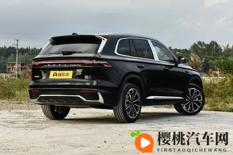 星越L 2026款 20TD 高功自动四驱东方曜望月版车型的体验如何?-1