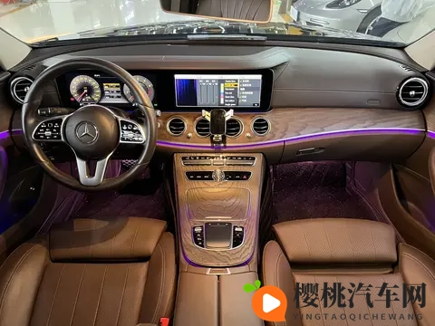 王牌竞速女性胸罩里面的东西:《竞速女神胸衣揭秘:秘密装备大公开》-2