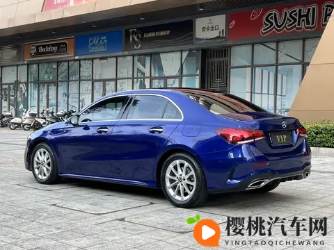 11万多拿下蓝色奔驰A级，2021年一手车，代步通勤不二之选？-1