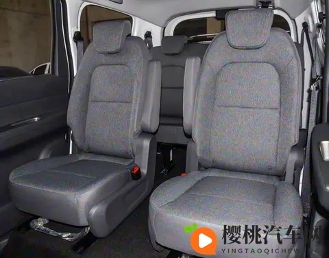 新款五菱宏光家族上市,还能再续“神车”传奇吗?-2