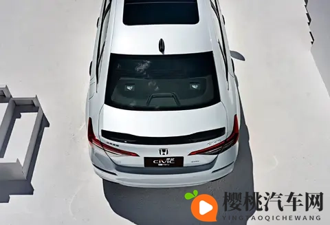 最值得抄底的合资油车,思域终端不到9万块,15T又暴躁又省油-3