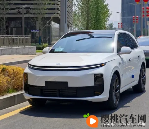 理想MEGA起火,冷却液背锅?系统预警早失效了-3