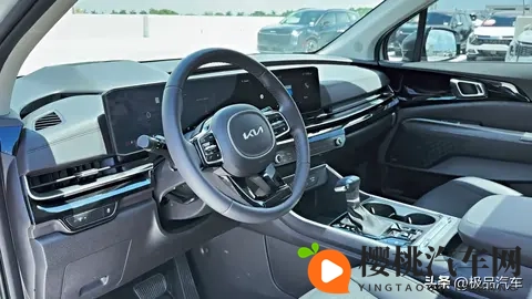 海外267万起售!升级35升V6动力,2026款起亚嘉华亮相-2