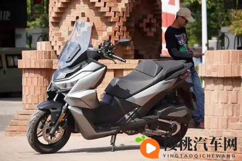 比第二名多卖一倍!这款国产踏板凭什么让摩友用钱包投票?-1