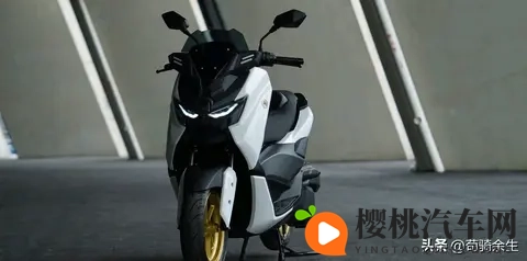 7980元买水冷150+ABS+TCS?这款平踏板把小排量配置卷到新高度!-3