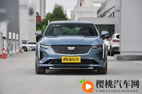 15 万拿下豪华后驱!凯迪拉克 CT4 各版本怎么选不踩坑-2