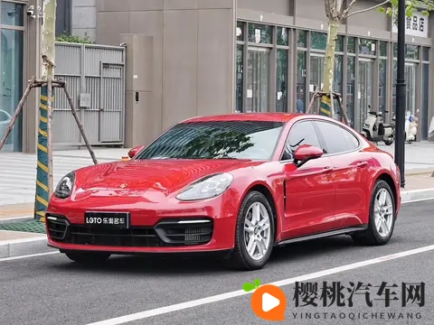 5万公里出头车况精品,64万多拿下21年红色保时捷Panamera-3