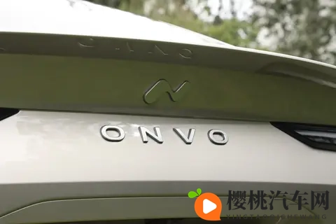 Model Y的科技，问界的“油箱”，乐道L60的“换电”：你更看好谁-2