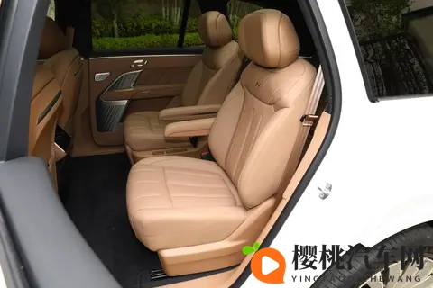 月销破万，乐道 L90凭什么？大到能装下婴儿床，还有换电体系加持-1